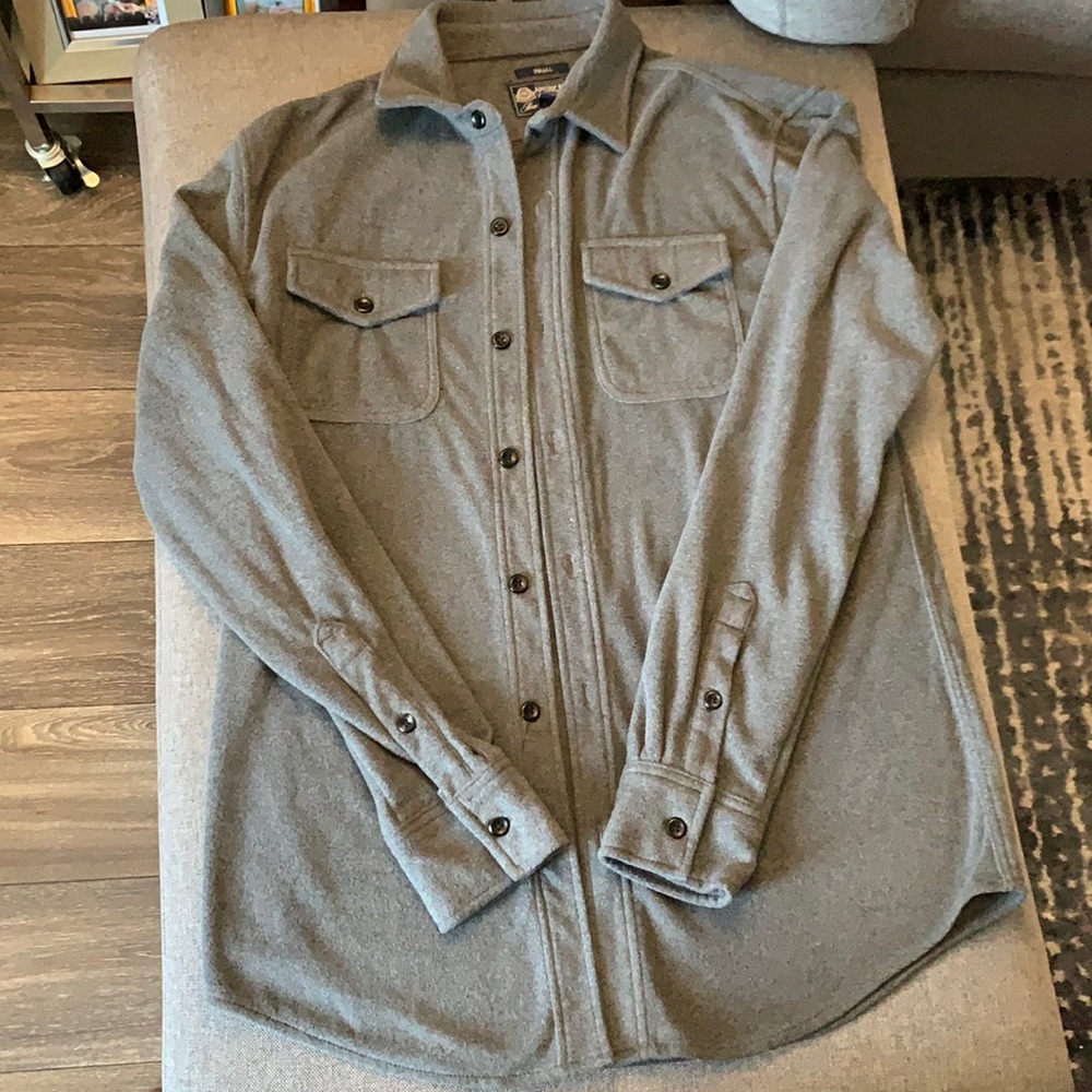 Men’s S Long Sleeve Sweater Shirt